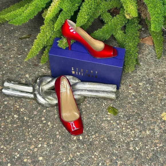 Stuart Weitzman Linda Metallic Red Quasar Patent Leather Peep Toe Stilettos - Picture 1 of 10